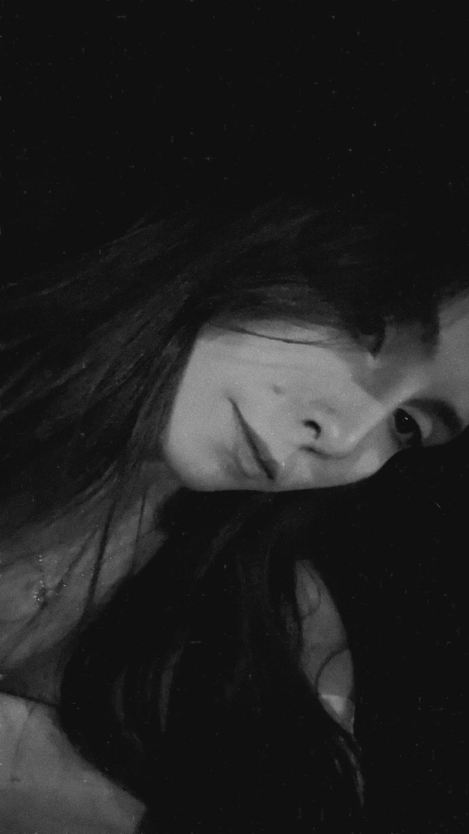 _leoniexz's tweet photo. oi eu como bosta https://t.co/dozrfiCZel