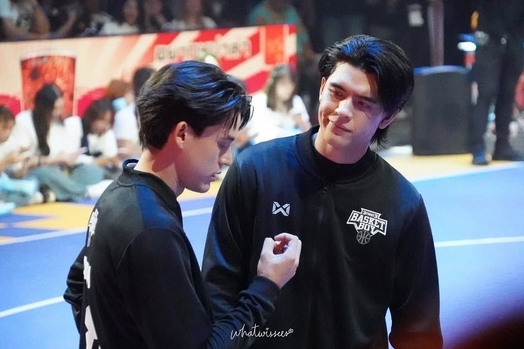 Nattie_JamJam's tweet photo. เวลาแมวเด็กงอแง คงน่าเอ็นดูแหละเนอะ https://t.co/erJsHa9yFF