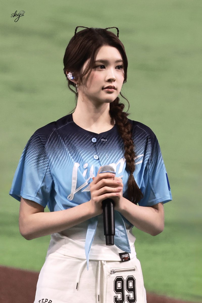 sky_ana1220's tweet photo. 260818 
#ANA #에이나 #유나 #エイナ
#Hearts2Hearts #하츠투하츠 https://t.co/YWr1LyicRl