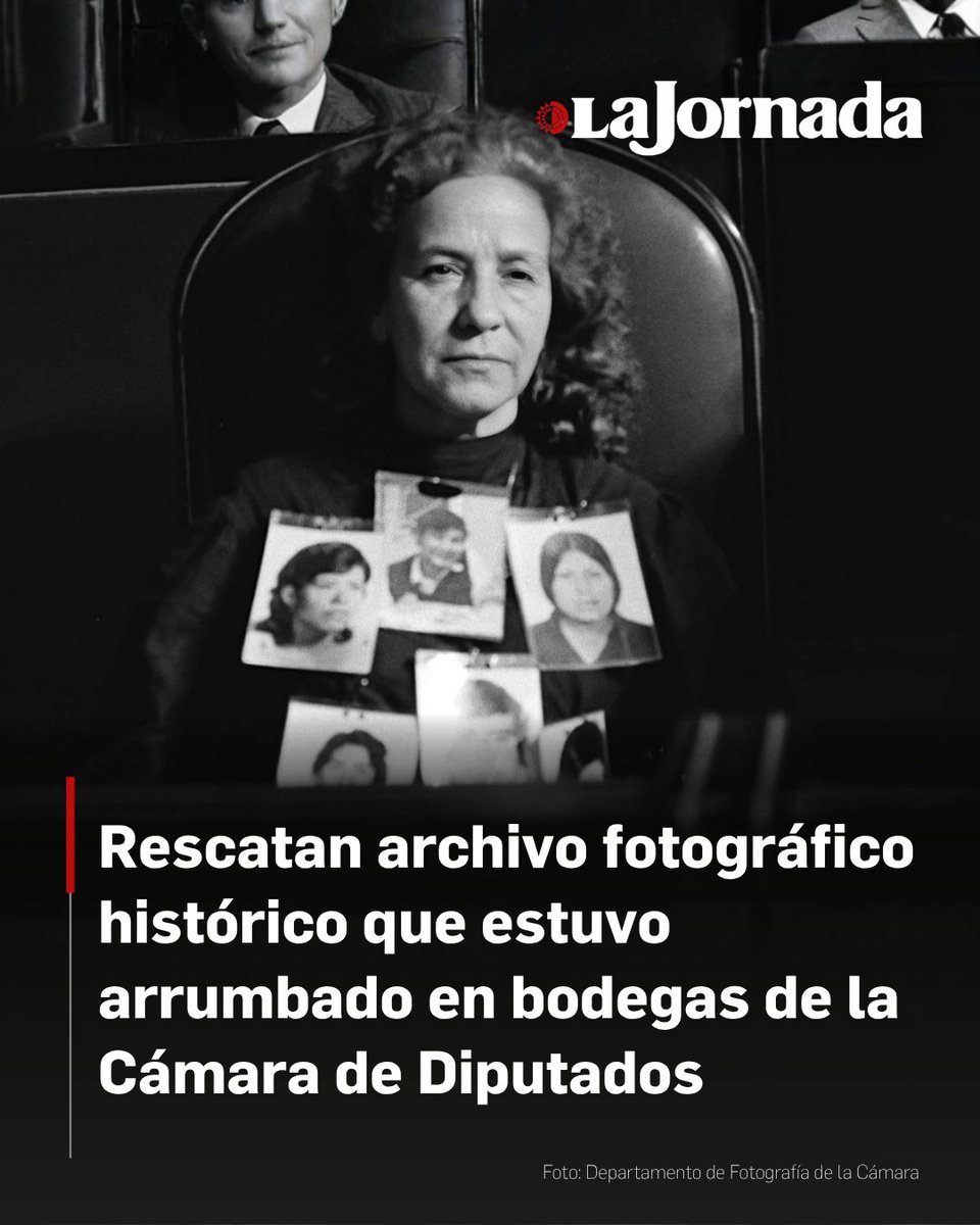 lajornadaonline's tweet photo. El área de comunicación social de la Cámara de Diputados rescató un archivo histórico compuesto por 5 mil 762 sobres con 157 mil negativos en blanco y negro, el cual permaneció almacenado durante años en una bodega del Palacio Legislativo de San Lázaro.

El acervo contiene registros visuales capturados entre 1981 y principios de este siglo, documentando momentos de la vida política nacional como el ceremonial del Informe de gobierno, la integración del Colegio Electoral de 1988 y la evolución de la representación parlamentaria en el recinto.

Más información en: https://t.co/wNr1eY3SPe