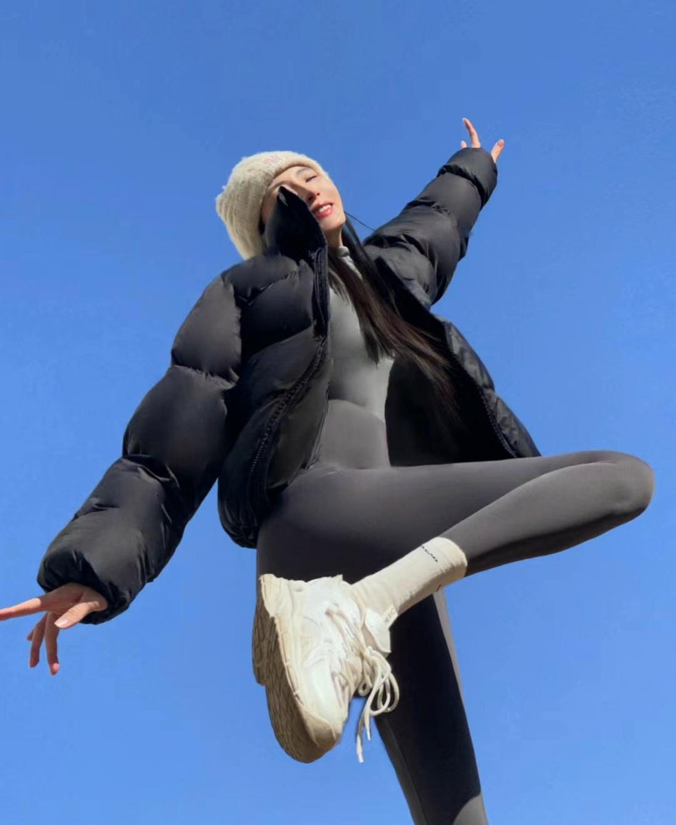 ggwivshd's tweet photo. Breaking through my comfort zone today—new skill unlocked, growth hits different! No more holding back, just forward momentum ， https://t.co/4WVxBzzjJi