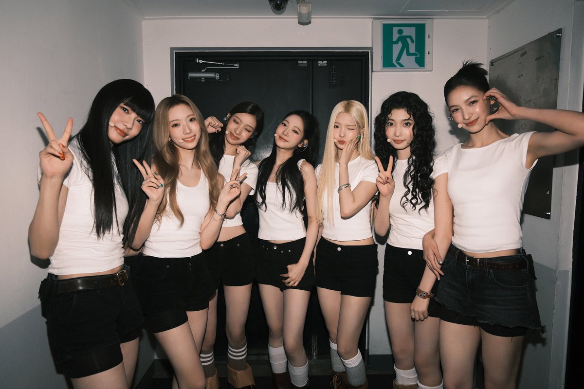 TUIDE_official's tweet photo. [#TU_DAY] 260824
TUIDE DEBUT SHOWCASE [TUNE &amp; PLAY]

#TUIDE #튜이드
#TUNEnPLAY https://t.co/nrNdkRs4yL
