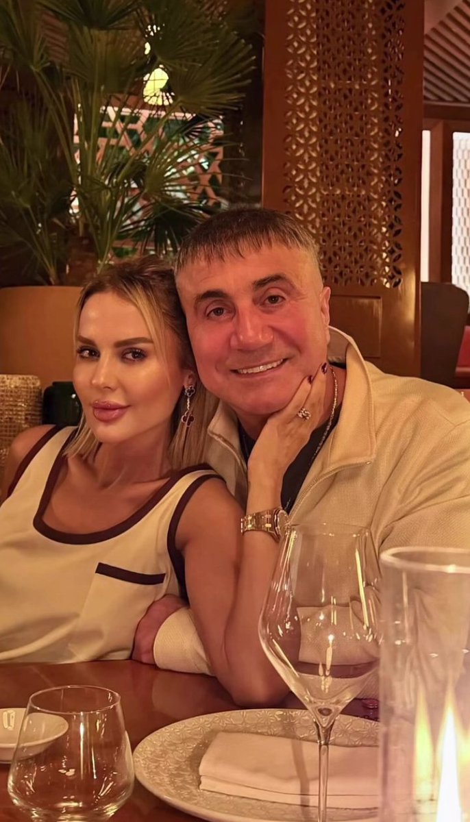 onurdeniz28's tweet photo. Reisim, Allah gönlüne huzur, ömrüne sağlık ve bereket versin. Attığın her adımı hayra vesile kılsın, seni her türlü kötülükten korusun. Duaların kabul, yolun daima açık olsun. 🤲

@sedat_peker 
#sedatpeker 
#birumutturyaşamak 
#iyikivarsinsedatpeker https://t.co/Hl0ZVC54qh