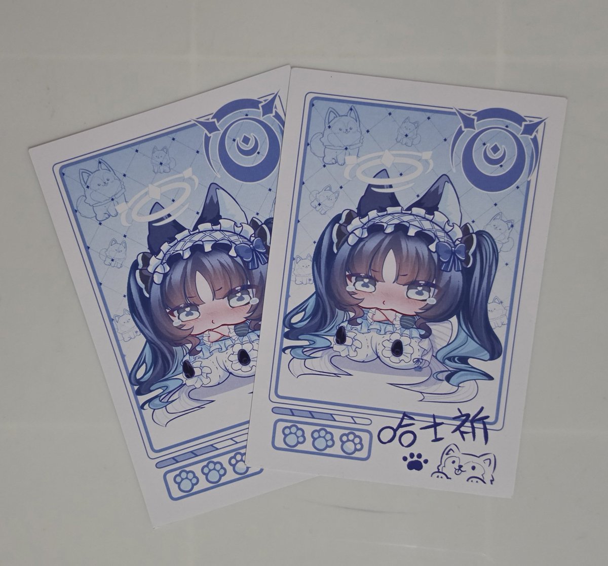 siyakow's tweet photo. 還沒出發時發了認親卡的文
就有好多哈士祈說要來找我玩
第一天排隊時發了照片說請認這個魯尼痛包找人 結果沒多久就有人回我說前面那個是你嗎 我現在過去找你
第二天也是 排隊排到一半後面的人問我說
請問你是淺綿嗎 我可不可以拿一張認親卡
怎麼會這麼巧啦w

留言區續…

#哈士祈相約FF47 https://t.co/b1jcux4U7s