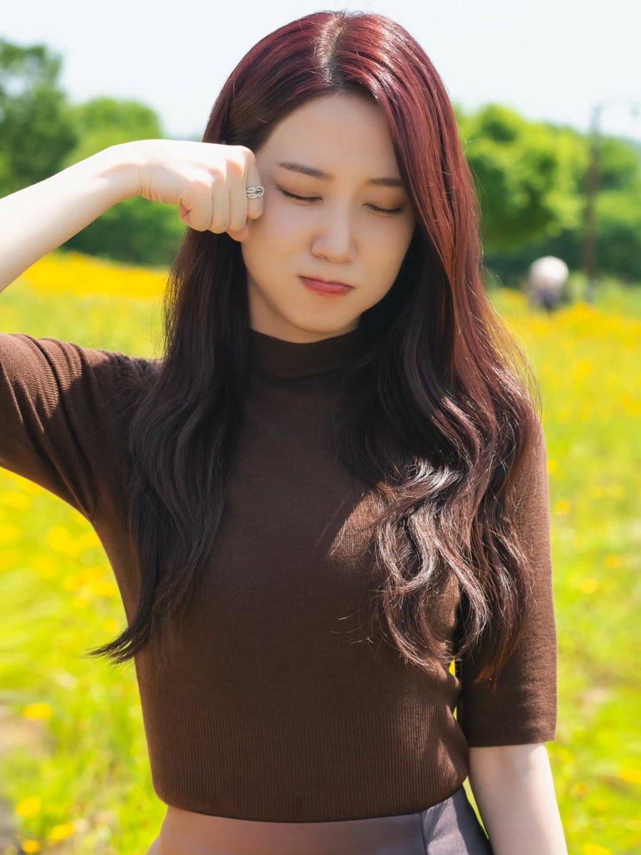 shinstar_18's tweet photo. We got 4 bbooeng pose for Cheon Yeori🥹 https://t.co/xvwCXtq0qB