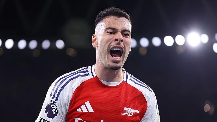 TalkingHighbury's tweet photo. 🚨Al Hilal latest bid for Gabriel Martinelli is €55m + €4m.

Arsenal demands €60m+ for the Brazilian. [@JacobsBen] https://t.co/HcjPSwyvdr