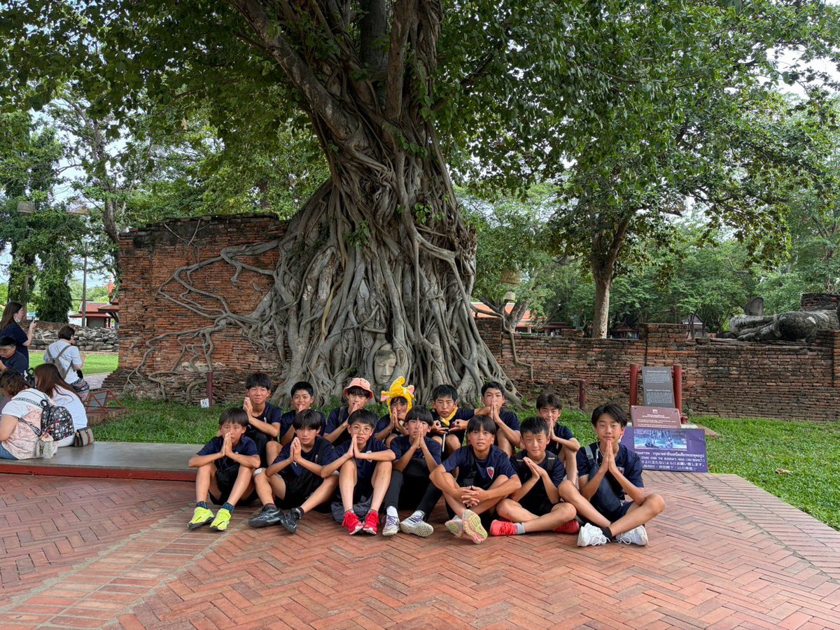 sangafc_school's tweet photo. 【JSE international】
最終日は深夜便での帰国なので、観光とショッピング😊
ちょっと歴史の勉強もしながら🤔
象にも乗りました🐘

#京都サンガ
#SP
#タイ遠征 https://t.co/7TTCj91gsh