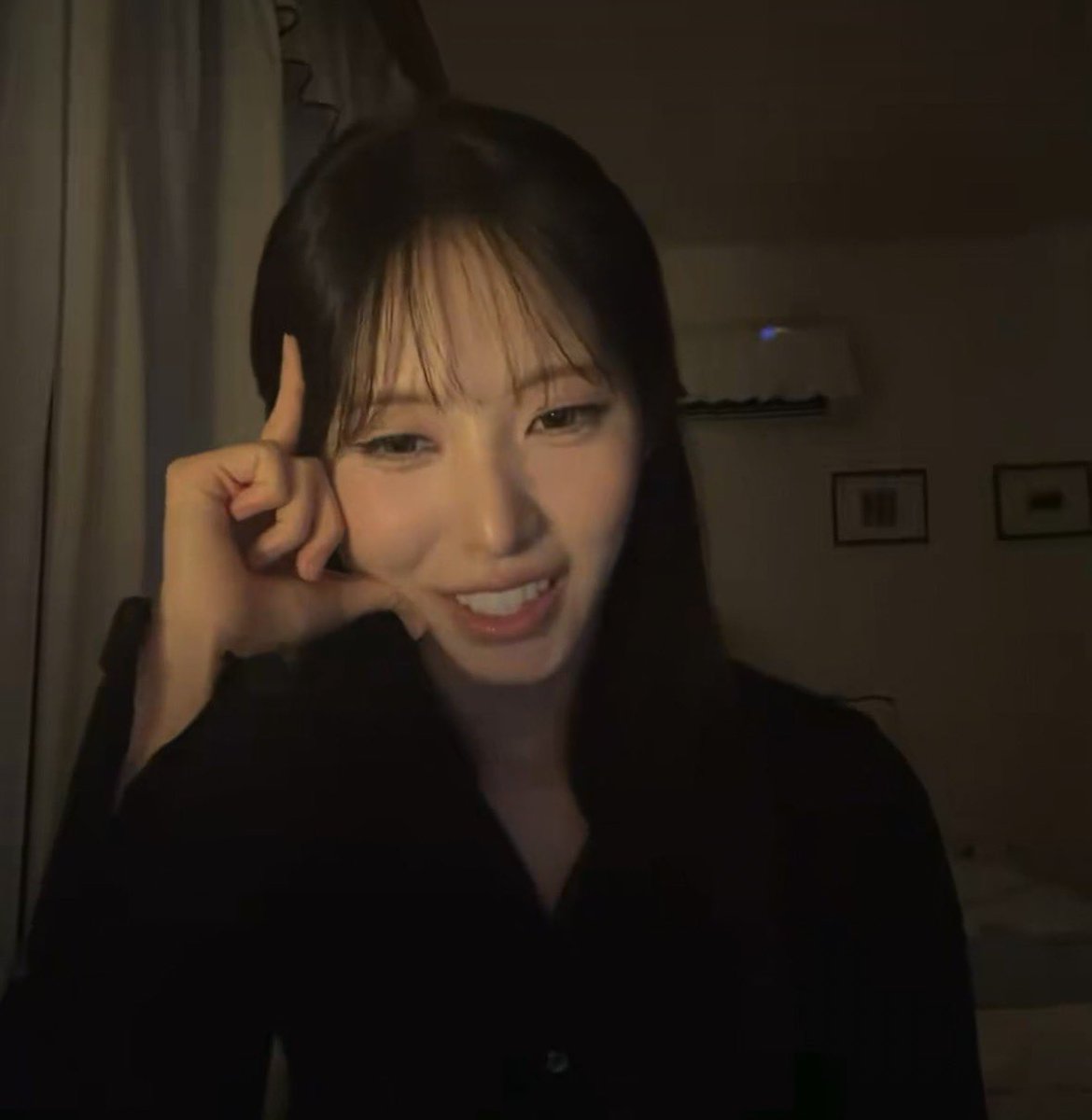 M73081129's tweet photo. ㅈㄱㅇ직업 만족도 뭐야(직업: ㅁㄴㅁ 여친) https://t.co/gk70IujkCA