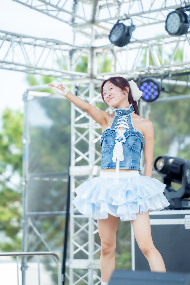 kanoooooooon111's tweet photo. 2026.8.22
『RAD JAM 花火大会-夜空に咲く花-』新舞子ブルーサンビーチ

imageデビューが3月27日。そこから5ヶ月足らずでちょうど真ん中の中間管理職に

その笑顔でがんばれしづき部長！

#夜空しづき https://t.co/KOfgRHfPjJ