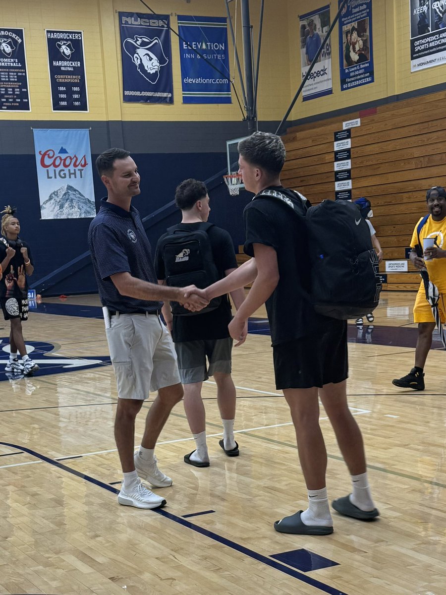 CoopHamilton14's tweet photo. Had the opportunity to spend the day with the South Dakota Mines basketball team @HardrockerMBB and coaches.  Great to meet you Coach @miseman33 &amp; Coach @dylanbackalar! https://t.co/zXcwnnArRu