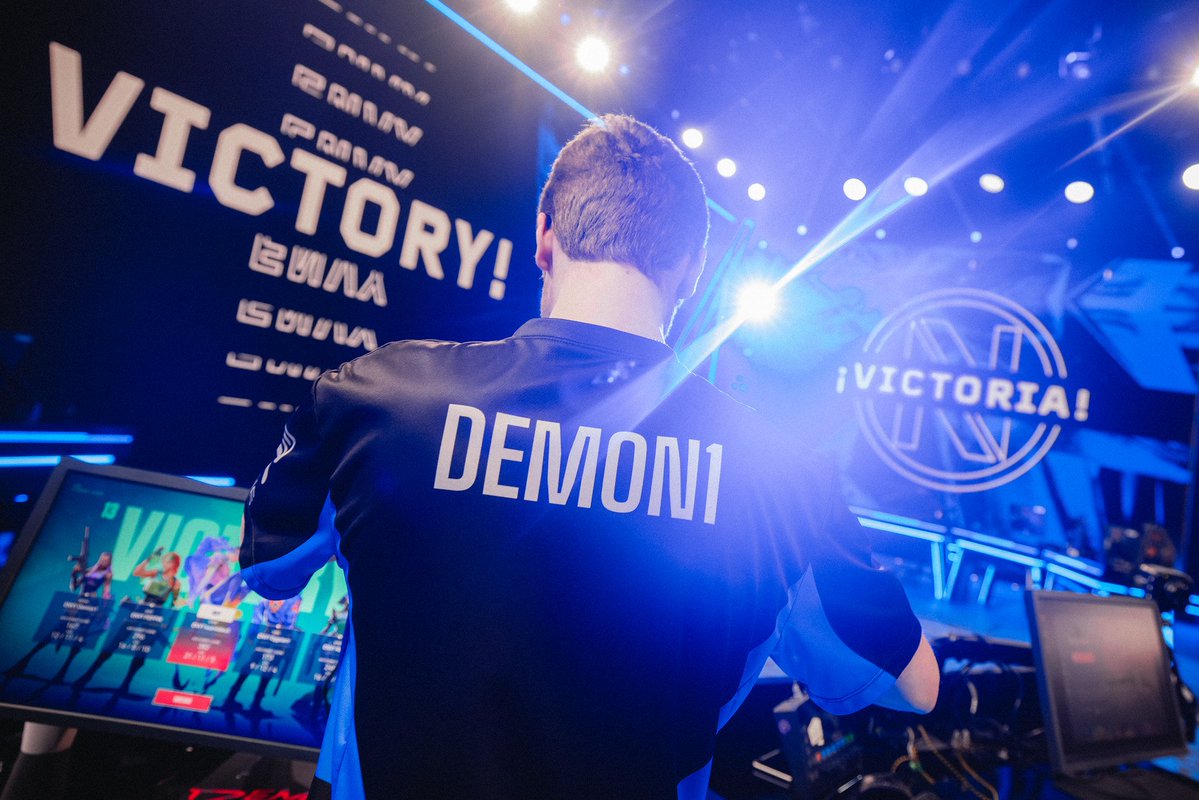 PolymarketVAL's tweet photo. 🎙️ ENVY Demon1 🇺🇸 rejecting the comeback narrative:

"I haven't changed anything in my routine. 

I've been the same for the last three years. Individual performance depends on the team. 

If you're on a better team, you're gonna get to shine more as an individual. If you're playing on a bad team overall, everyone's gonna play bad."

[@THESPIKEGG]