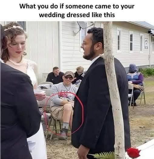 Tobbao's tweet photo. If someone turn up in shorts at my wedding im straight up killing this dude 😂😂 https://t.co/6gvo6YZQ1L