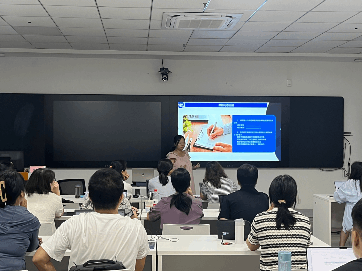CameronKilcup's tweet photo. Just wrapped an amazing fintech workshop with industry pros! Learned game-changing AI tools for financial risk assessment and connected with 50+ fintech enthusiasts. Grateful for the hands-on Qu0026A session! #FintechTraining #ProfessionalGrowth https://t.co/RhQ7u6ZoKG
