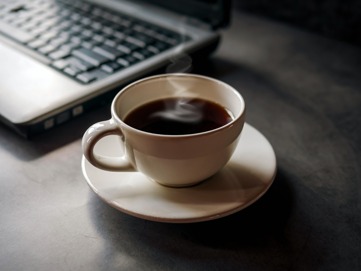 smtdlekk's tweet photo. Just caught the perfect 10-minute work break with a warm coffee and zero urgent notifications — productivity resets here ， https://t.co/2FDKAPC5oj