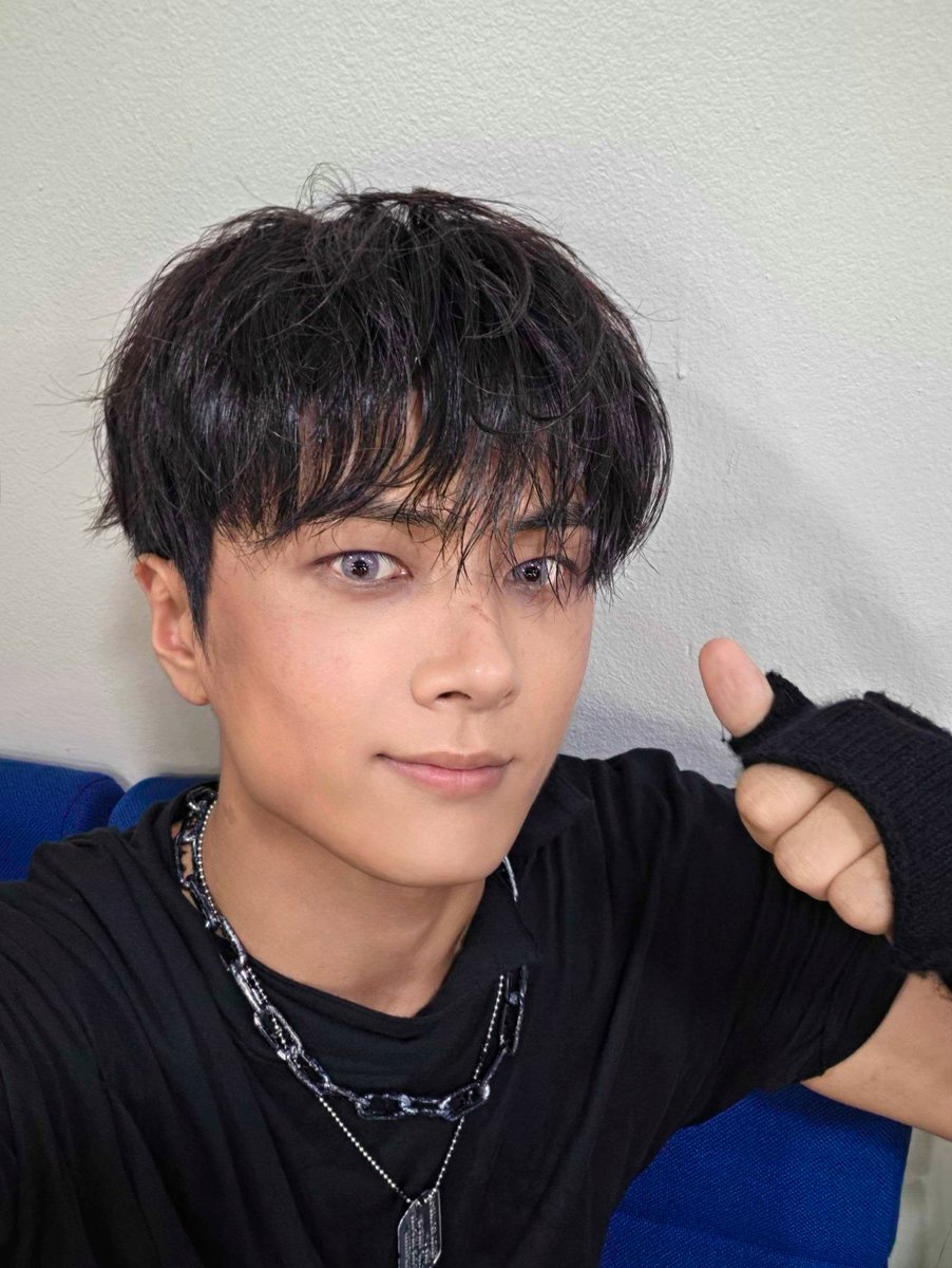 enhypenweverse's tweet photo. [ #제이's Post ] 260824

#JAY: Sleep well

(1/2)

@ENHYPEN_members @ENHYPEN #ENHYPEN #엔하이픈 https://t.co/NRhAGnoevT