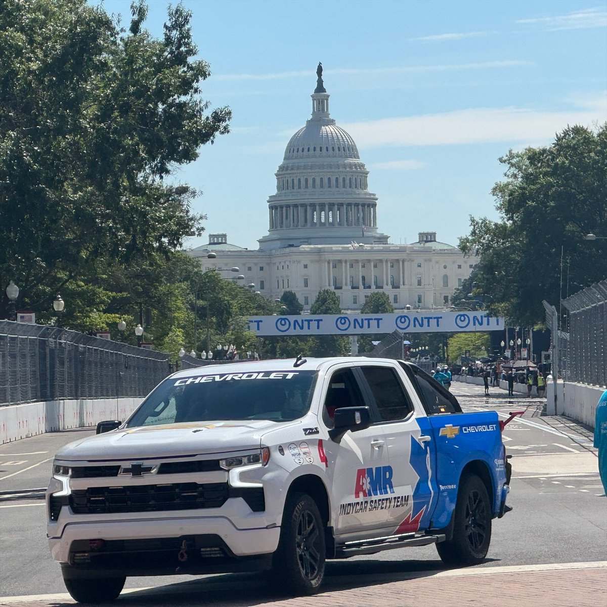 AMR_Social's tweet photo. Ahead of the @Freedom250GP, our AMR @IndyCar Safety Team was prepared to support the event and provide medical care on and off the track.🏁 Thank you to our team members for your dedication to safety! #OneTeam #America250 https://t.co/YWrIQZvAgp
