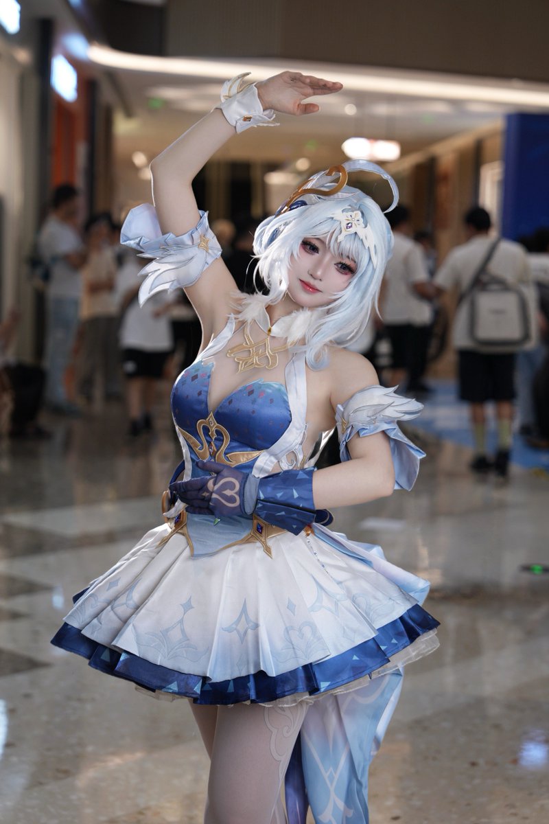 leedo0804's tweet photo. #原神 #GenshinImpact #cosplay #Odette https://t.co/pcIQXv9eTe