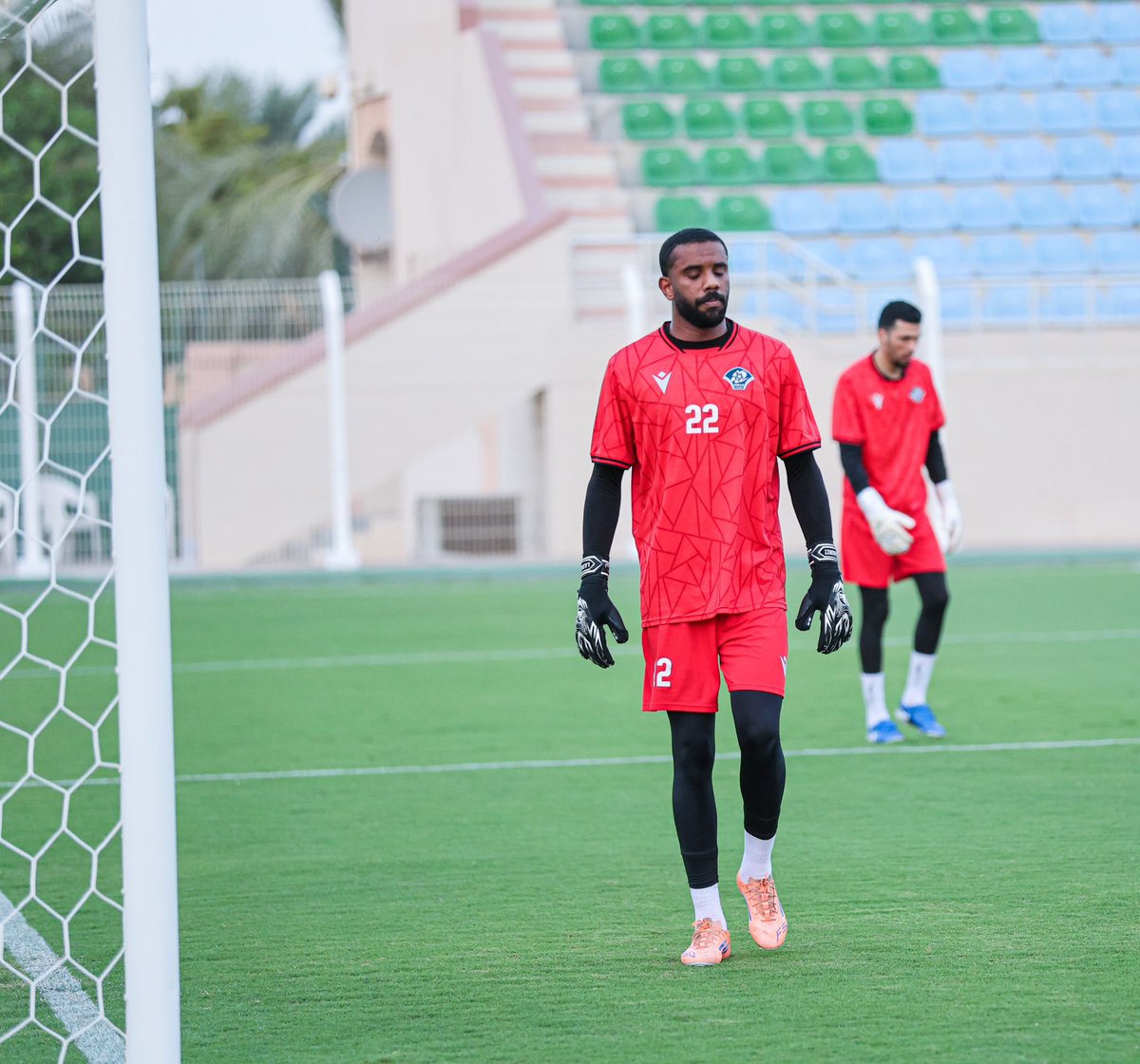 AlShababc's tweet photo. اللمسات الأخيرة قبل اللقاء 
Final touches before kick-off

#كأس_صحار_الدولي
#الشباب_النهضة
#الرائد_للإستثمارات https://t.co/SGrhH3k4AB