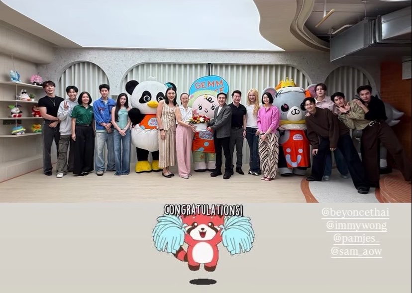 Pikkykiki's tweet photo. วันนี้บู่บู๋ร่วมงานกับลูก
#KINGMAN
#SingtoPrachaya 
#GEMMHOUSEopenhouse
#GEMMHOUSE
Igs. liewlekjew, lxxkpud https://t.co/hMUQRn5NqJ
