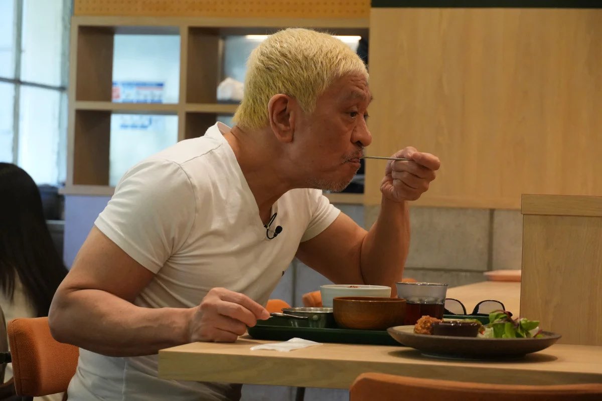 rin_do_to's tweet photo. 仕事→夕飯→SASUKE鑑賞。
SASUKEはいくつになってもええなぁ
次の世代がその前の世代を追い越す。

年齢は関係ない。
高校生が身体のでかい欧米人と対等に闘っている。
なんなら女性も筋肉隆々の男性陣と張ってええ成績を残してた。
アツすぎる…

明日からの3日連続のジムが楽しみでしゃーない。 https://t.co/gPCa6iLis2