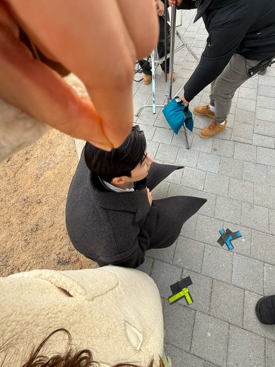 hyebjun's tweet photo. 🐈💭 오늘도 8:45🩷 https://t.co/1Ro1o1AttA