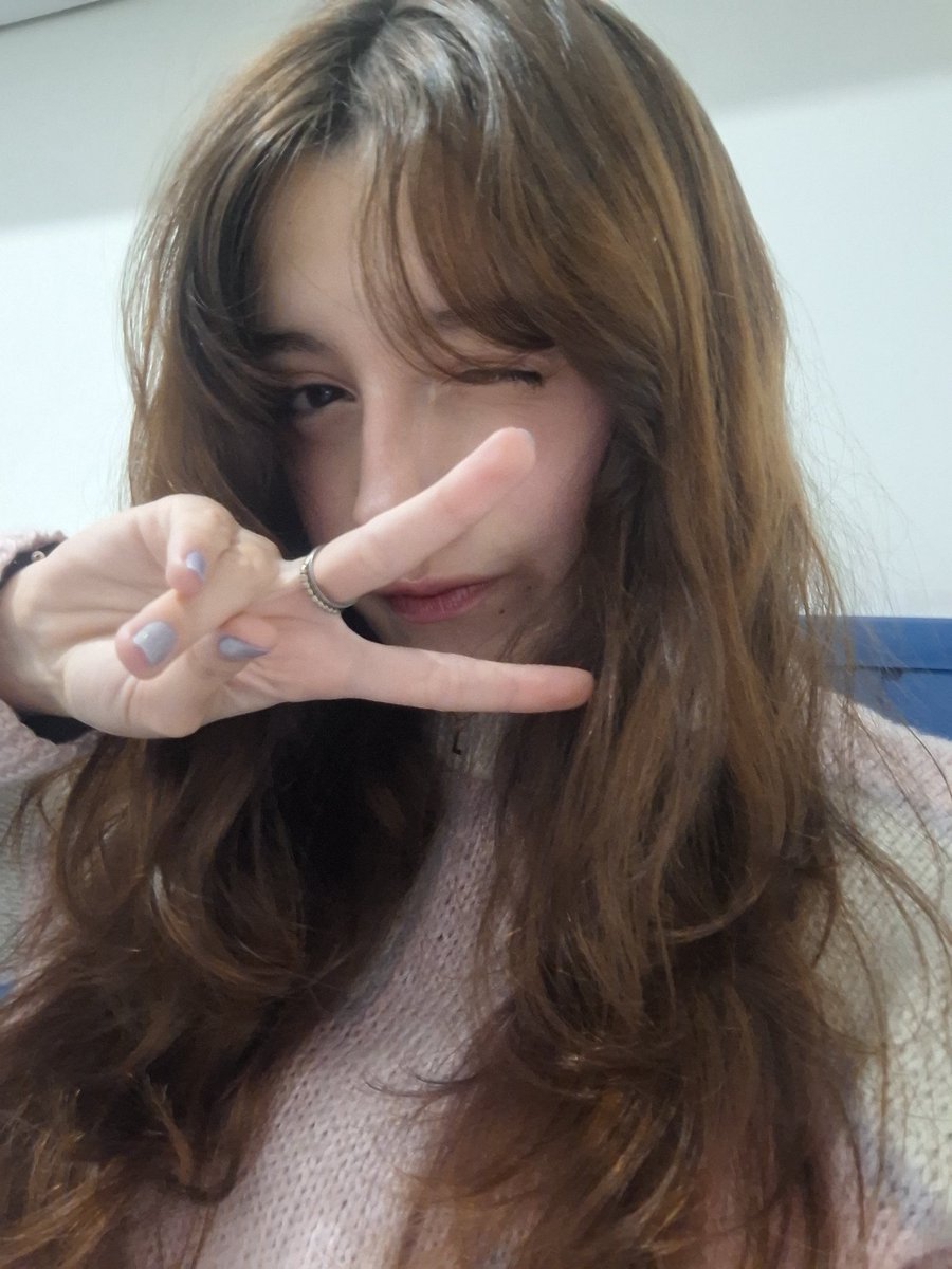wlauradachae's tweet photo. 😾😽

#STAY #StaySelcaDay #SSD #selcaday #SKZ #LoveStay #StrayKids @Stray_Kids #leeknow @Stray_Kids https://t.co/yCvkVoNit7