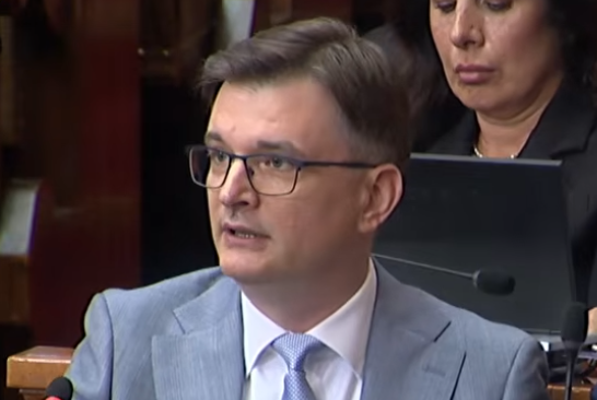 sns_srbija's tweet photo. Јованов @MilenkoJovanov: Грађани не желе о��е који ће да смањују плате и пензије
https://t.co/F8Sg10pClC https://t.co/cHL53Rfzxk