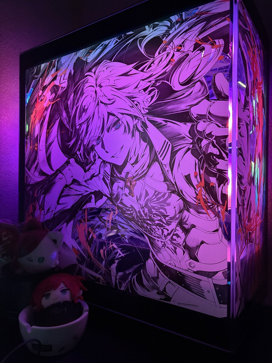 chiiko_don's tweet photo. コラボPC出たら買うって決めてたので、ゲーミングPCデビューしました。
数ヶ月使った感想は、スペックのお陰でストレスなく楽しめるゲームが多くて起動が早いのはもちろん、LEDの色を変えて映えるイラストも◎だし、何よりロレボイスが嬉しい！
#ローレンPC買ったよ https://t.co/daPT9URstP