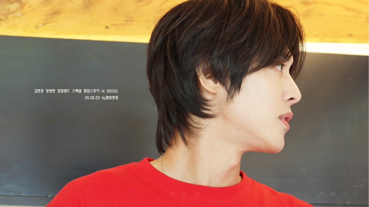 0606_star's tweet photo. [ 4K ][26/08/23] 김현중 영생면 얌얌랜드 스페셜 팝업스토어 in SEOUL 

https://t.co/0S4ExHAvWD

와..점장님 얼굴 존잘!🙊💕💕
영생면은 맛으로 반하고! 점장님은 비주얼로 반하고! 
센스 넘치는 입담까지 최고라 너무 행복해서 
시간 가는 줄 몰랐습니다!🤤

#김현중 #kimhyunjoong #영생면 #라면 https://t.co/LXgyAr53is