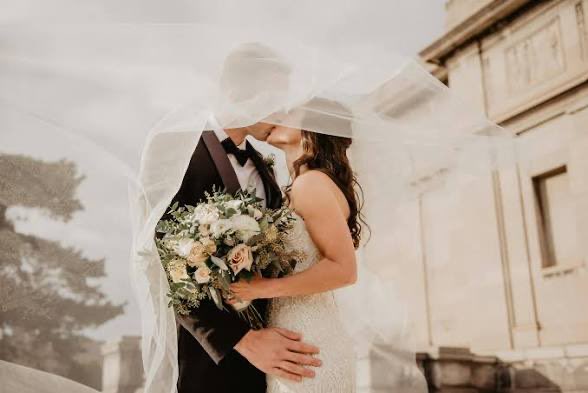 Indie5051's tweet photo. El rapero 50 Cent afirma que CASARSE  es lo peor que un hombre puede hacer en su vida

« He hablado con los hombres más ricos del mundo, y todos me han dicho que su mayor arrepentimiento era el matrimonio. » https://t.co/HdRf6BWyIr