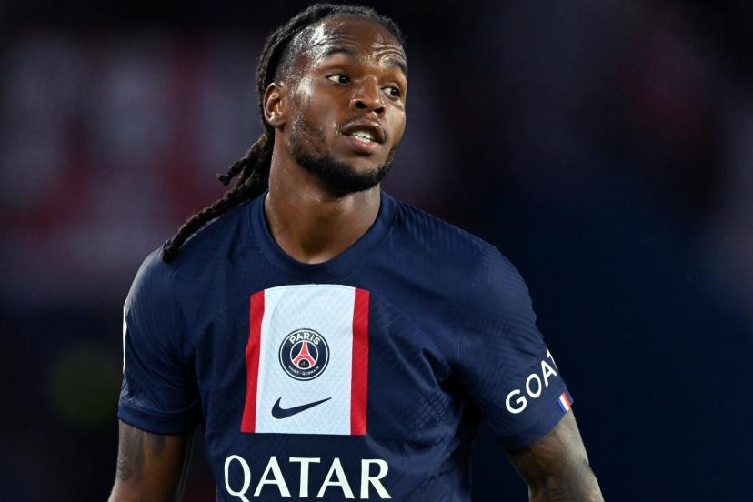 Paris__Inside's tweet photo. 🚨 Le PSG est prêt à libérer Renato Sanches de son contrat s’il trouve un nouveau club ! 

Renato a refusé des offres d’Arabie saoudite et de la MLS pour rester en Europe. 

Des clubs français, anglais et allemands observent sa situation. 

(@footmercato) 

#TeamPSG https://t.co/oEXqjAyGqH