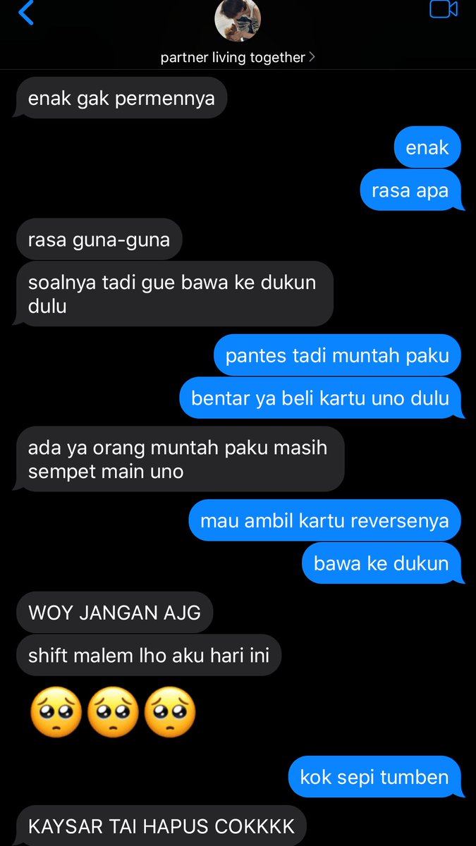 haepcatto's tweet photo. nidkyung au two tweets ;

daily convo bocah sma kelas akhir dengan roommatenya si kakak nakes itu https://t.co/tvFWgvVPKl