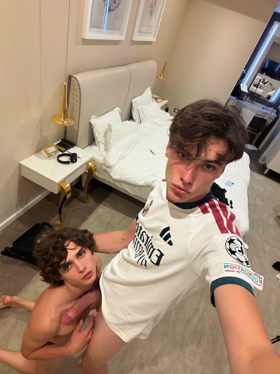 maxence_hots's tweet photo. RT if u want to join us 😌🥵
@kyle_hots_ 

My of -30% now : https://t.co/iTjRAp4qzR https://t.co/sRXS8AcxoB
