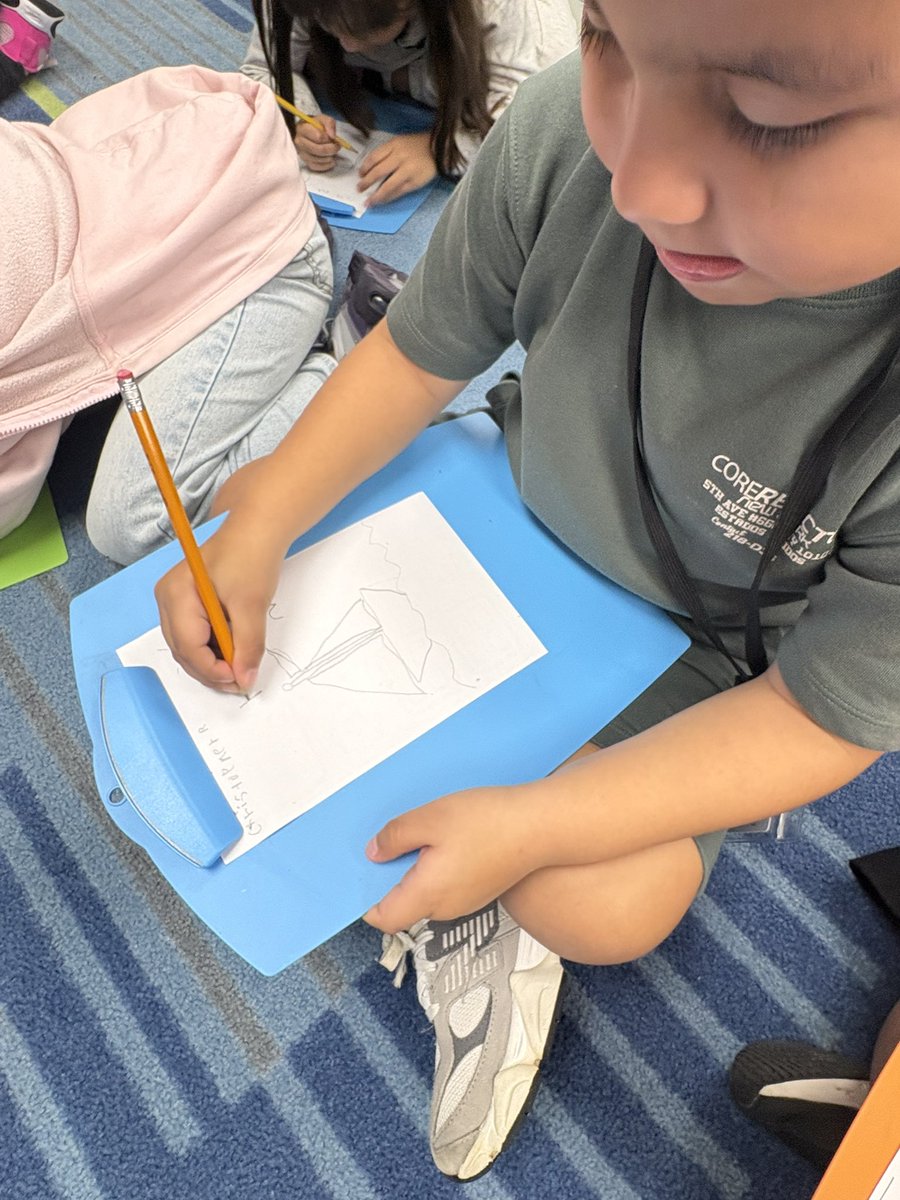 pa6miranda's tweet photo. ADSY Day 3 was a success! 🚀 STEM turned into STEAM today for a fun ART activity! 🎨✨ Our students enjoyed following along with “Draw Your Own Sailboat,” and they did an amazing job! ⛵️👏 @ErmelES_AISD @MsLBrooks1 @lizjanec https://t.co/6jwbUJbD0a