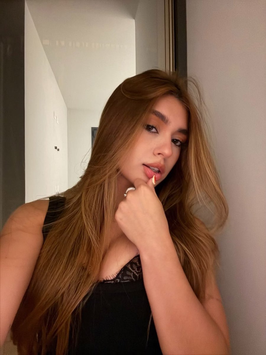 OLYMPUSFATE's tweet photo. ͏ ͏ ͏ ͏ ͏ ͏ ͏ ͏ ͏ ͏ ͏ ͏Julia Feingold | @bitt2ersweet 
idade (21-25): 22
parentesco divino: Hermes
shape (+ duas fotos): Yas Takada https://t.co/Xtyu7BUKfW