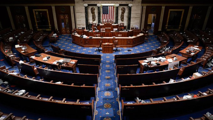 sasha_monet41's tweet photo. WE  DO  NOT  HAVE   A TEAM
THEY VACATION AND COME BACK TO DO NOTHING  AND THEN GO BACK ON VACATION.
ALL PAID FOR BY US.
PURGE THE  GOP
THEY HATE US. https://t.co/1TPnNdsLVa