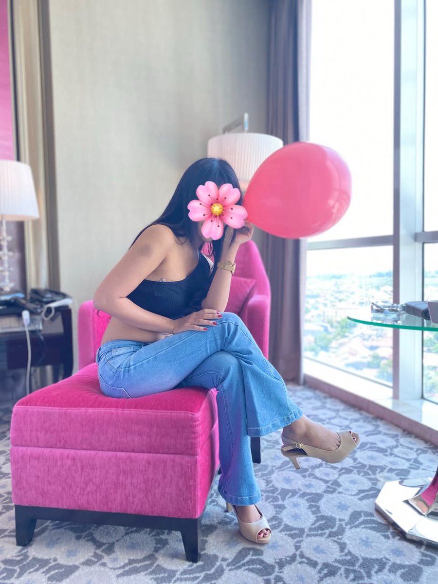 kekeyvj's tweet photo. Tim balon dipegang atau dipengangi. ? https://t.co/5MIymwAH8f