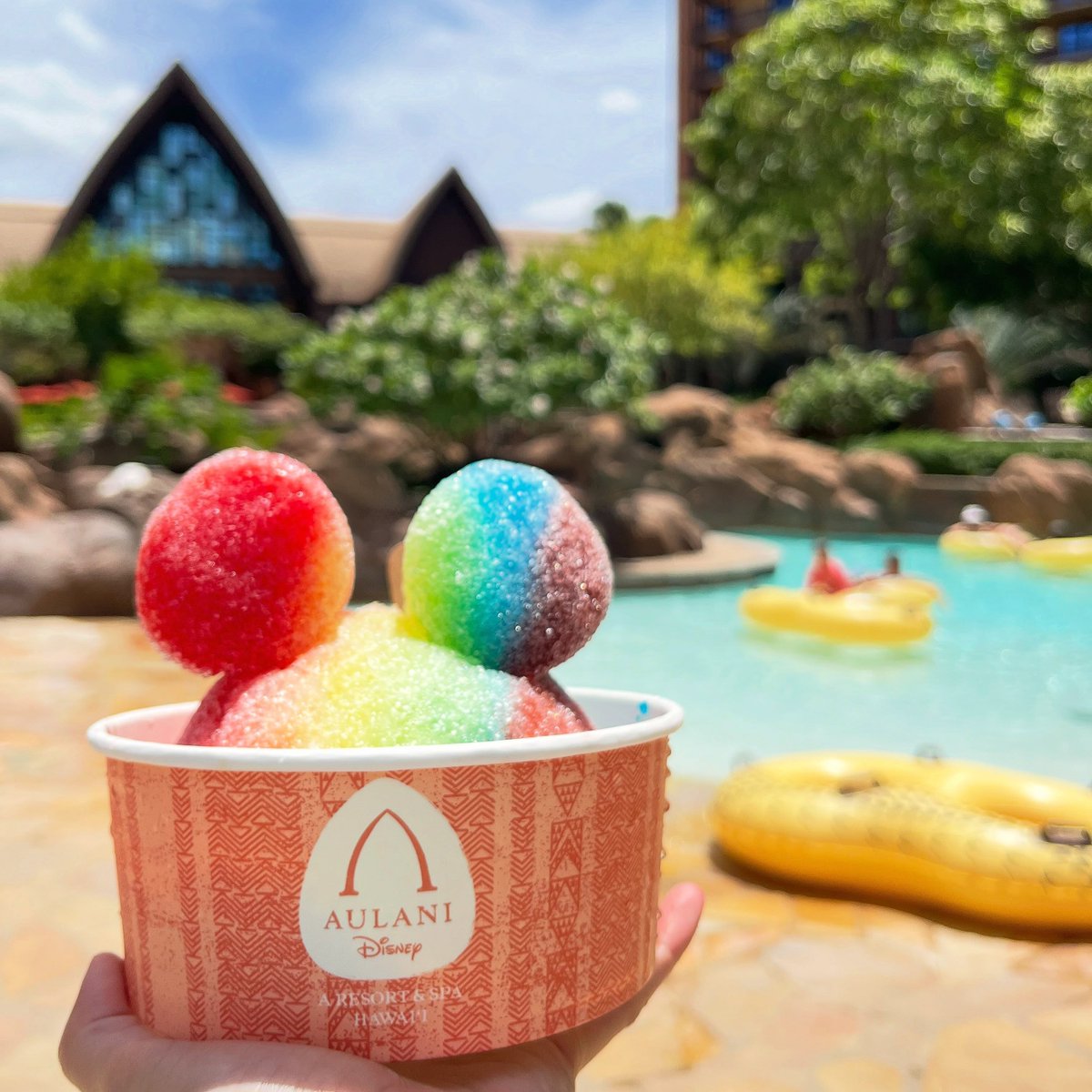 KoOlinaResort's tweet photo. Just a couple of our favorite treats over at @DisneyAulani ....😍 https://t.co/Ay9ljsFyEo