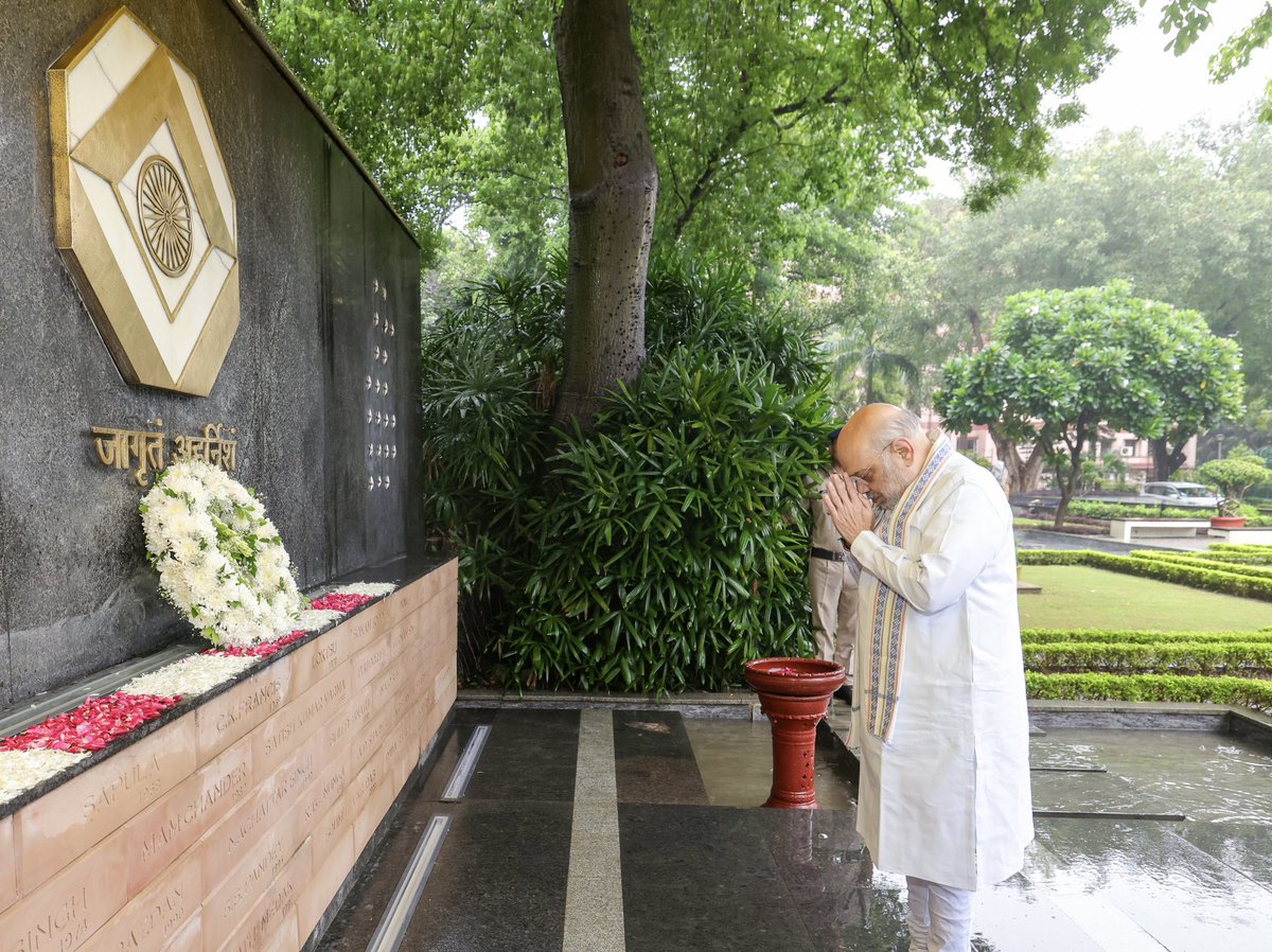 AmitShah's tweet photo. Laid a wreath and paid tributes to the brave martyrs in New Delhi. Later, inaugurated the 9th two-day National Security Strategies Conference 2026.

The conference will pool the insights of various agencies to chart the way forward for safeguarding national security against emerging challenges. Special emphasis will be placed on counter-terrorism, narcotics, illegal migration, cybercrime, sub-aerial systems, securing blue economy, information warfare and biosecurity.