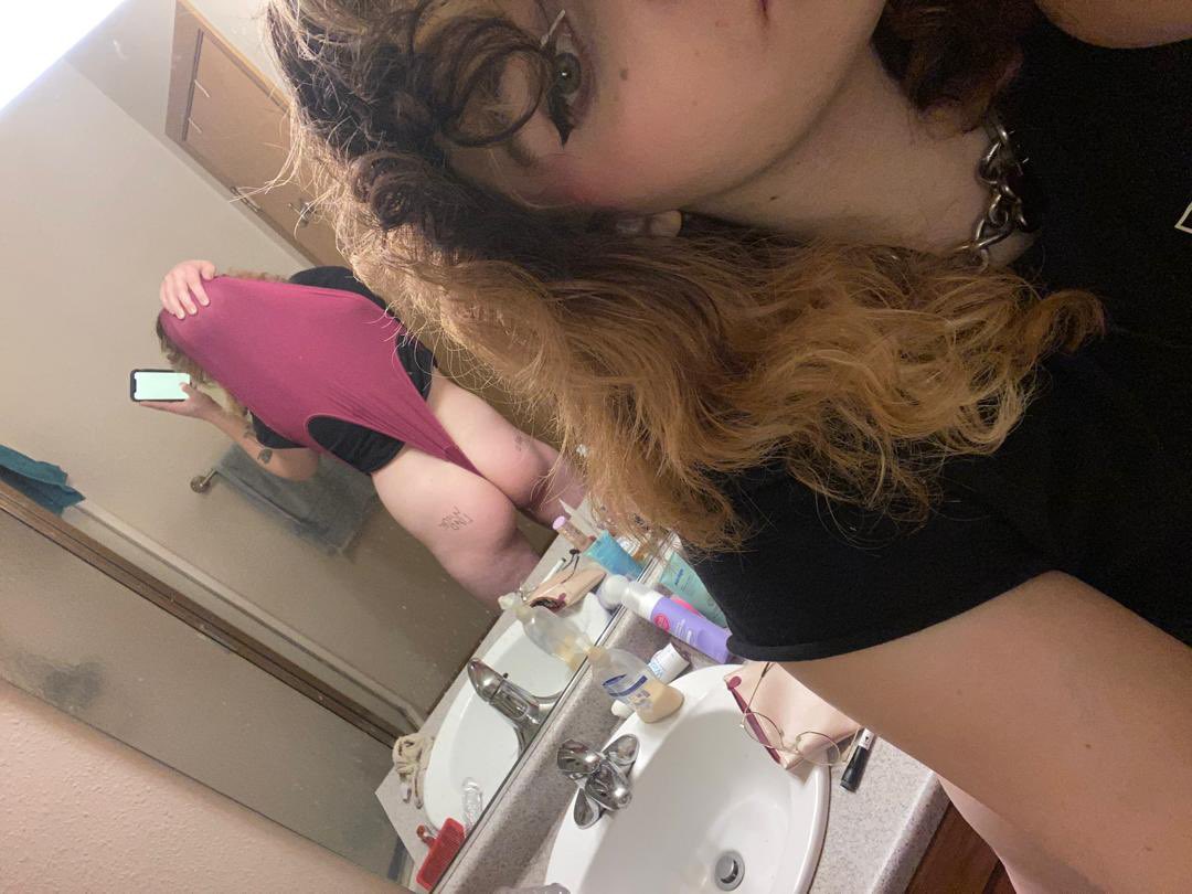 bridgetkathyk's tweet photo. Looking for a mistress wedgie ? #wedgie #bully https://t.co/VFqw5QiGK5