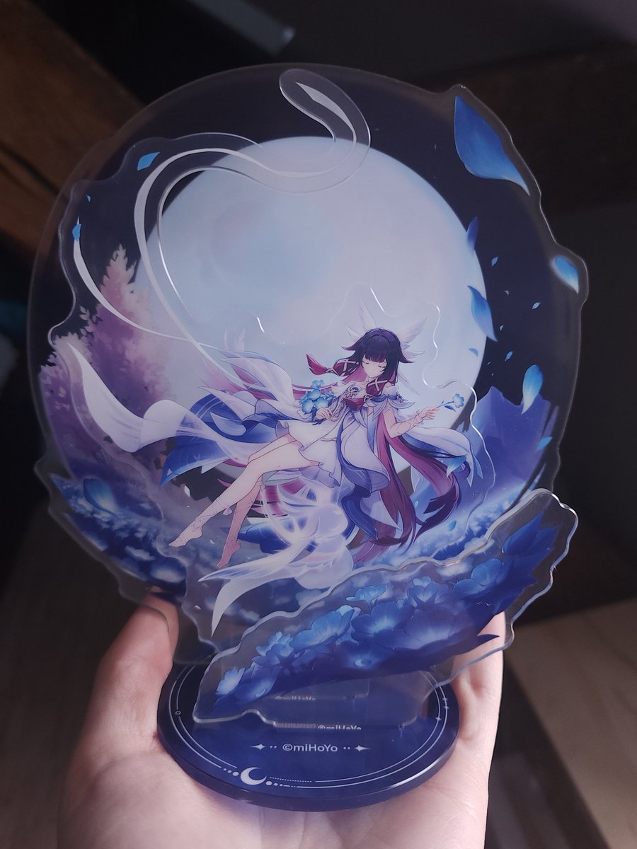 GachaMerch tweet picture