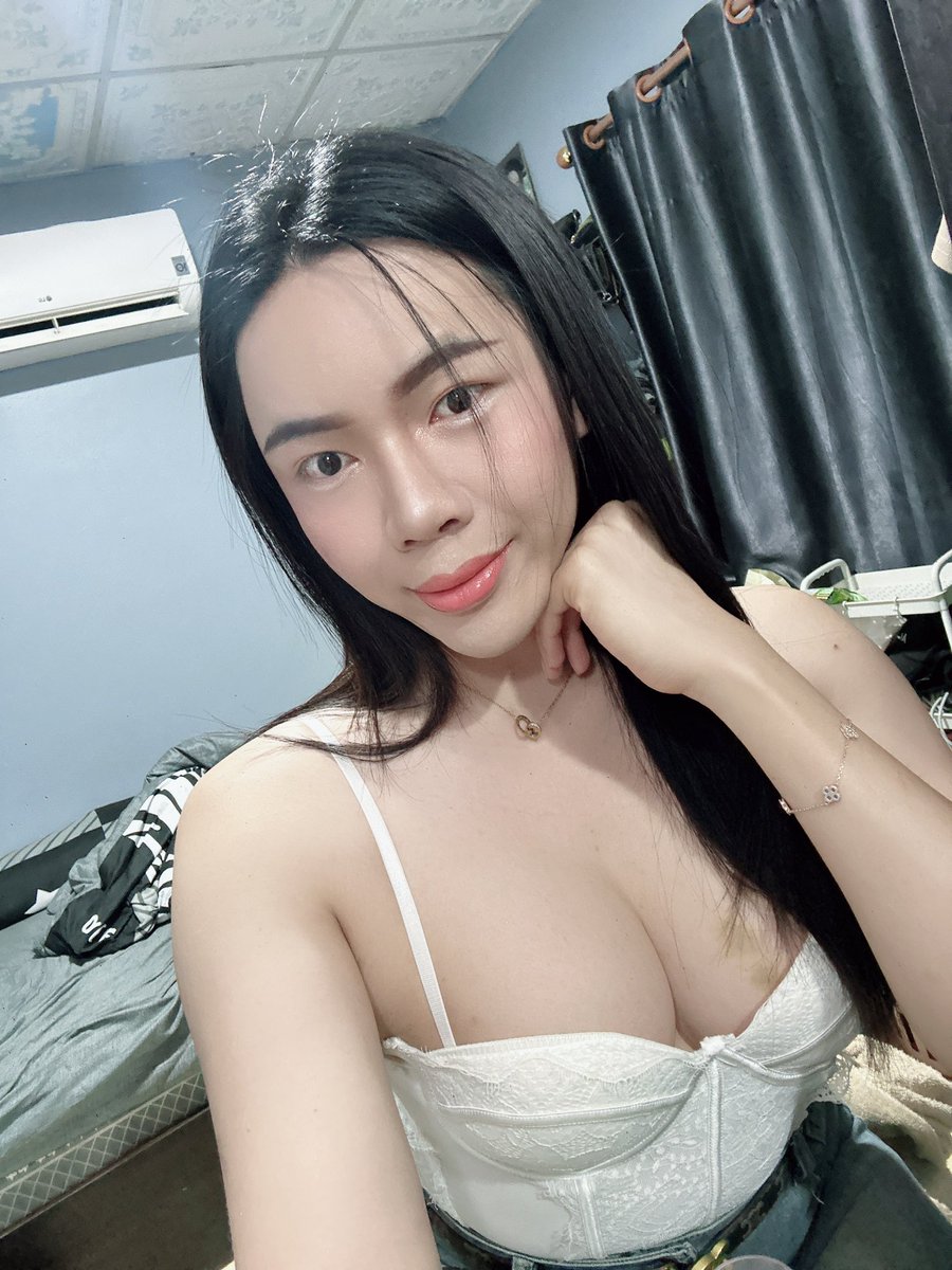 amblze's tweet photo. เหงาจัง #ท่าพระ #กทม #สาวสองกรุงเทพ #กรุงเทพ #บางแค #เพชรเกษม #รัชดา https://t.co/3dRZmSPPDs