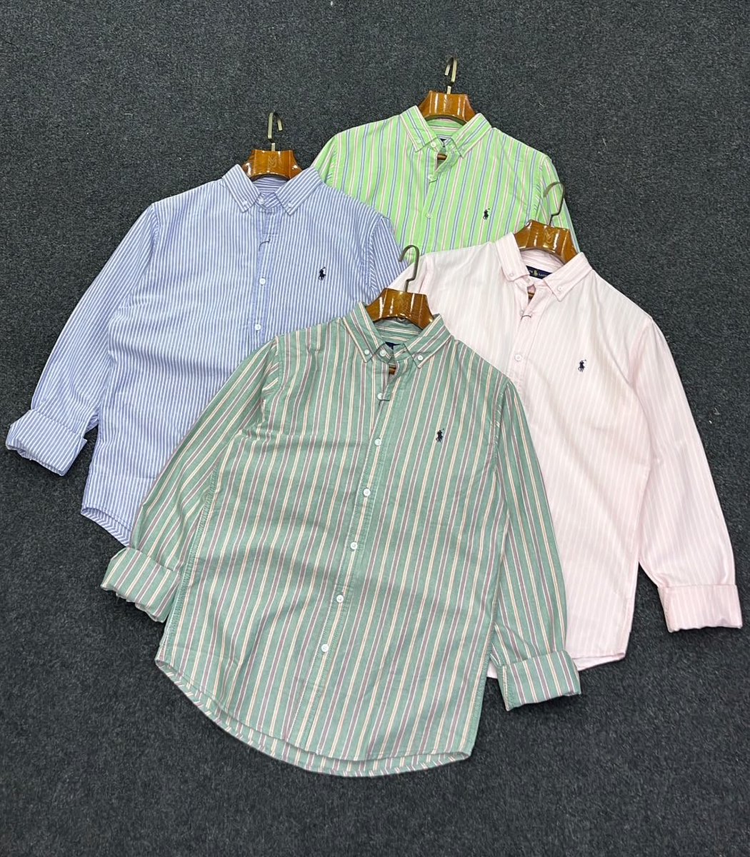 ShoeGuyOtis's tweet photo. Exclusive Classic Men Stripe Shirts 

Sizes: M - 2XL 

45,000 

Kindly Repost Boss https://t.co/IJZih9Z7GQ