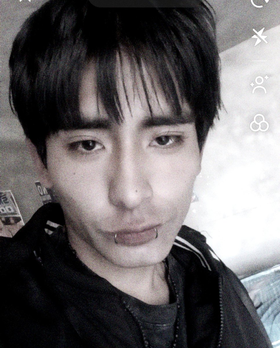 nokia_gee's tweet photo. https://t.co/ROquGm7klK