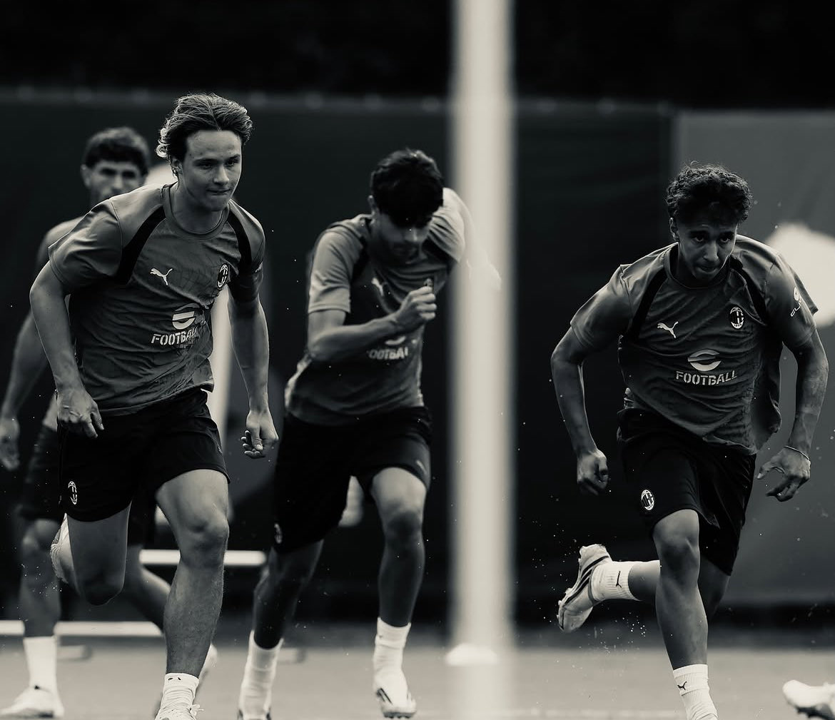 🚨🔮Akram JADID (2011, STRIKER), one of AC Milan's best YOUNGSTERS, has  trained with the FIRST TEAM today.