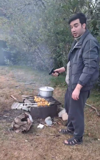 lily_buddha's tweet photo. @VanCityVice Fucking assholes.👎

Hey, btw. . .is that a little gun he's waving around? https://t.co/W0ZK58yXJD