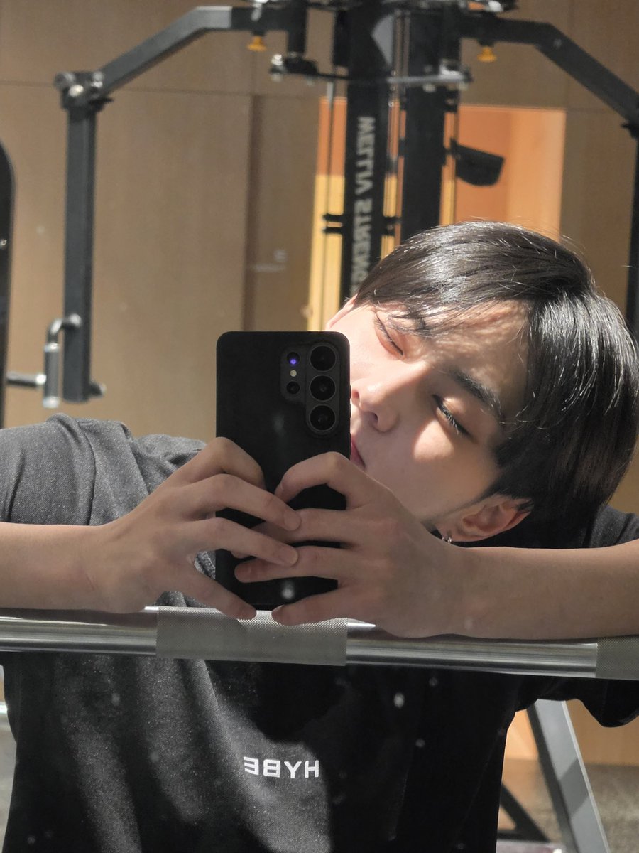 garden_err's tweet photo. 귀요미 https://t.co/0PQNNWMBzJ