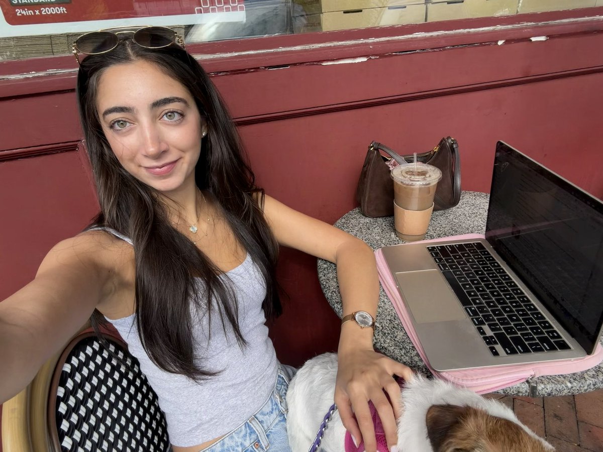 SamaraYadegari's tweet photo. hi x :)

im brand new here &amp; trying to learn about entrepreneurship

does anyone know where to start?? https://t.co/6hLFSGjgby