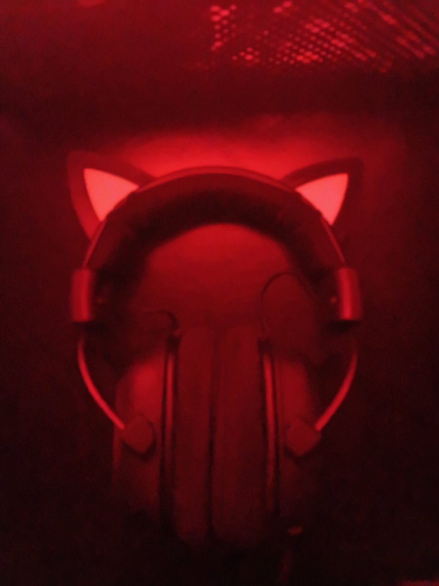 Mioojo00's tweet photo. Não deu pra mostrar como ficou pq na época eu tava sem celular, mas vai tomando https://t.co/hCimdZqBPS