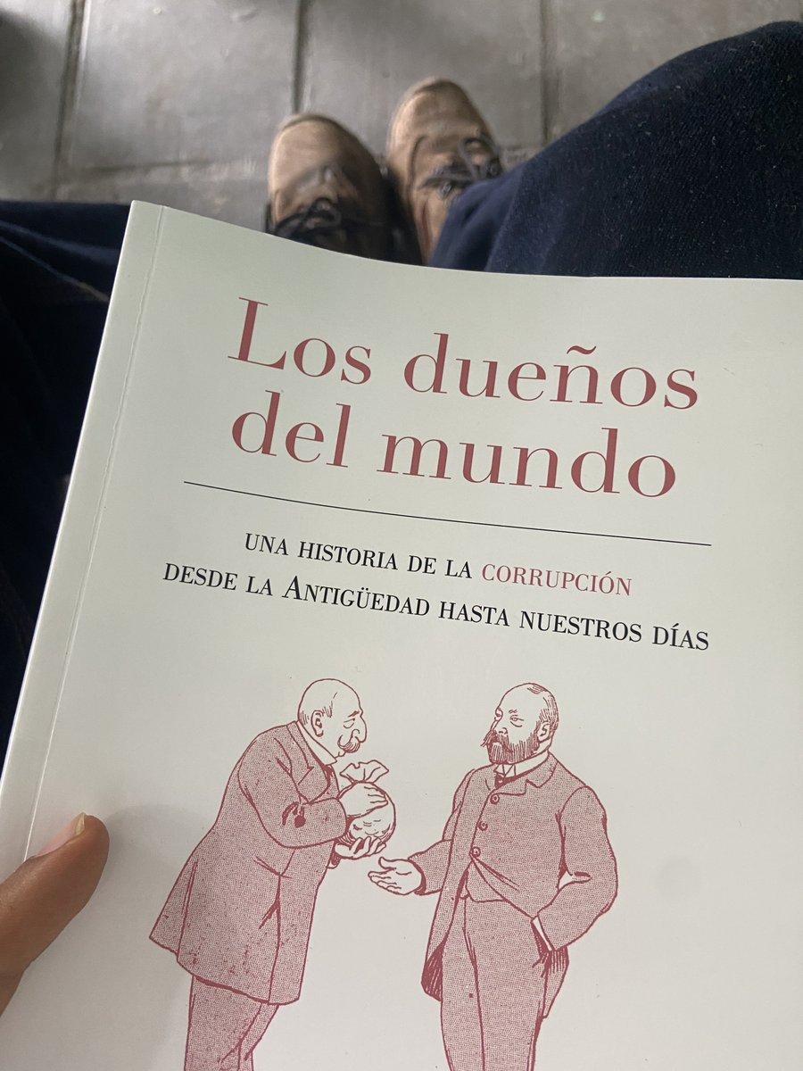 Nandiche's tweet photo. 🤓 https://t.co/jEWfErCfjq